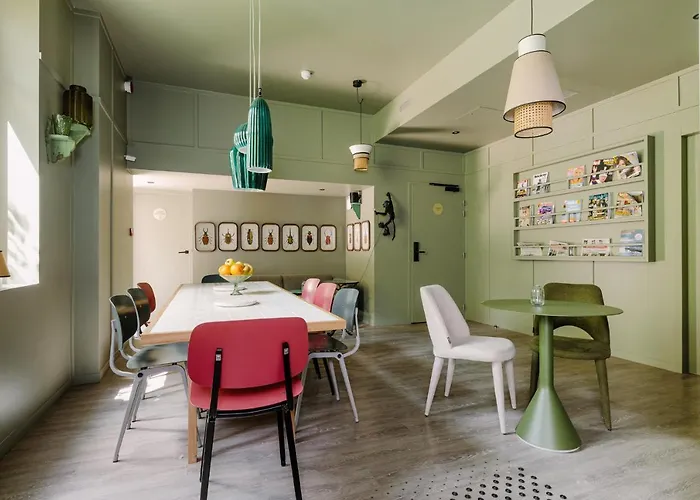 Hotel Fernand - Entree Autonome, Reception En Ligne - Encore Mieux